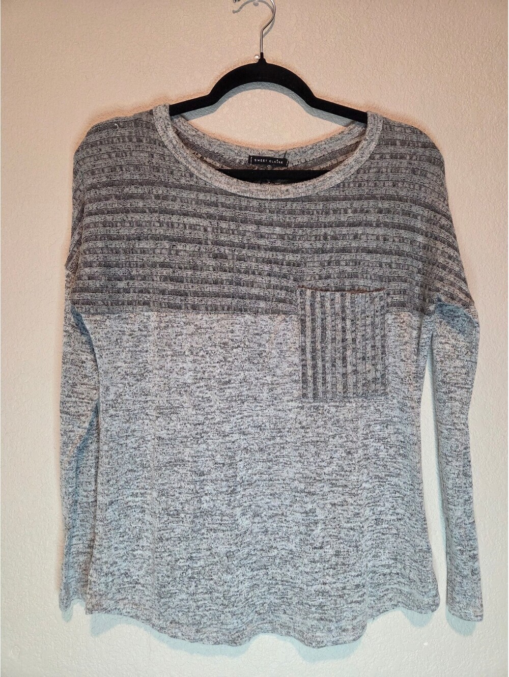 Sweet Claire Gray Ribbed Knit Long Sleeve Top, S